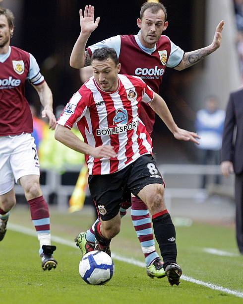 仅帮助我们 仅帮助我们